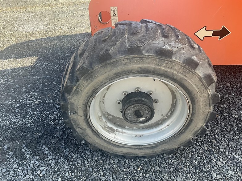 Telescopic Boom Lift - View 2